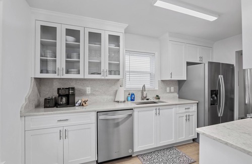 Augusta House | Luxury Augusta Townhome w/King Suite!