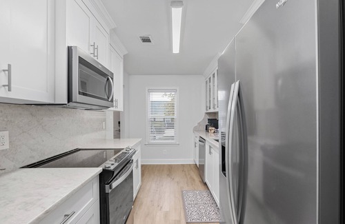 Augusta House | Luxury Augusta Townhome w/King Suite!