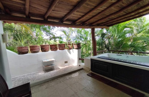 Ixtapa Villa | Luxury beach villa, the best IXTAPA, Safe and clean.