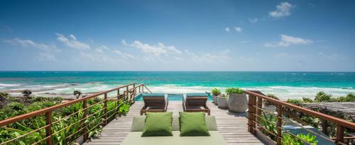 Zona Hotelera House | luxury beachfront villa in Sian Kaan