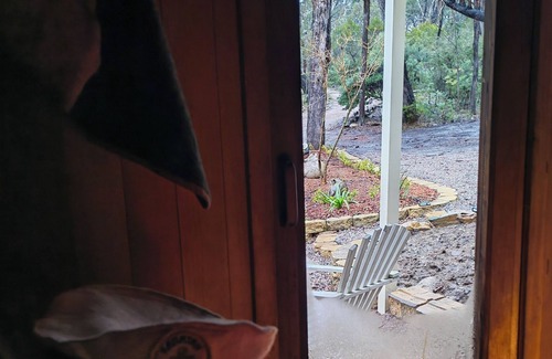 Blackheath House | Luxury Bushland Retreet with Spa, Sauna & Fireplace - Eagle's Nest Blackheath