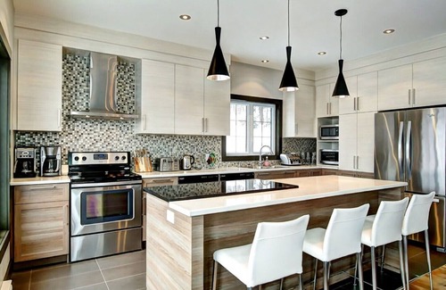 Stoneham Cottage | Luxury cottage, panoramic view over the entire valley/Ski Resort, 24 people