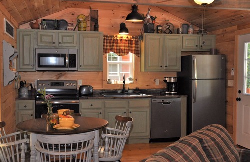 Westminster Cabin | Luxury cabins in the foothills of the Blue Ridge Mountains