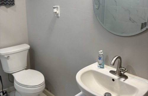 Whitehaven House | Luxury comfort in Memphis : Steps from Graceland