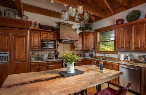 Boone House | Luxury Cottage-Amazing Views, Hot Tub, Game Room, Blue Ridge Mountain Club