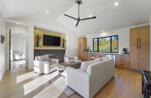 Napa Cottage | Luxury cottage minutes from Yountville with Pool/SPA Access