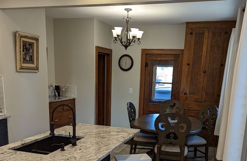 Coshocton Apartment | Luxury craftsman house in town center
