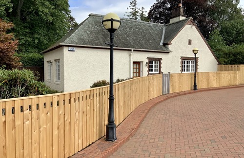 Ayr Cottage | Luxury detached one bedroom cottage in Ayr