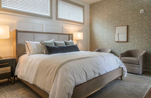 Athens Hotel | Luxury Downtown Loft