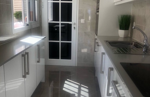 Caleta de Fuste Villa | Luxury modern 3 bed villa sleeps upto 5