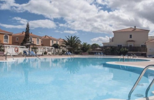 Caleta de Fuste Villa | Luxury modern 3 bed villa sleeps upto 5