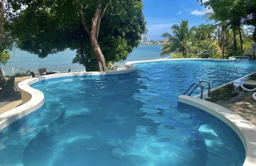 Playa Coronado Apartment | Luxury Garden Suite with beach club