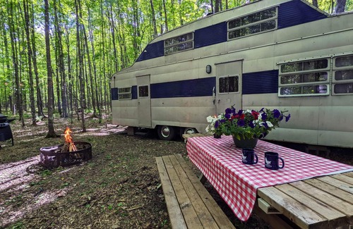 Phelps Apartment | Luxury Glamping w/Resort Access Included, Site 2