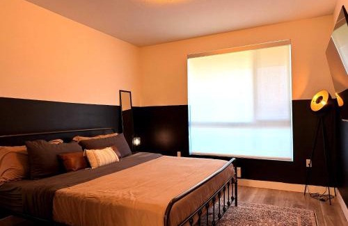 Lyon Street Apartment | Luxury Haven 10 Min From Disneyland With Pool & GYM