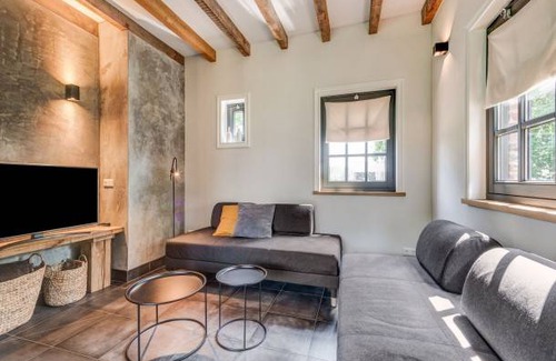 Zeeland House | Luxury Haystack Home in the Brabant village of Zeeland with a private Hot Tub