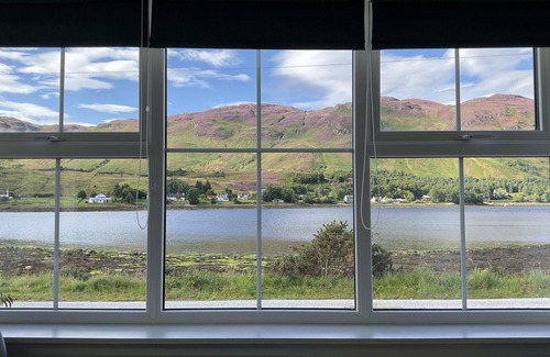 Dornie Cottage | Luxury home by the sea - An Iolaire
