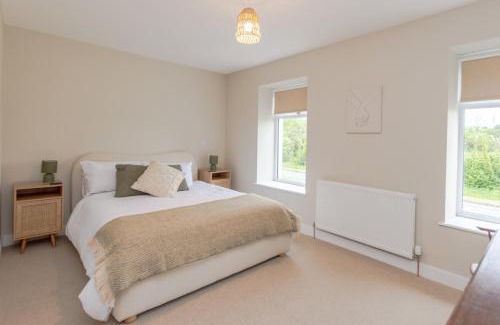 Aberdare House | Luxury Home in Penderyn - Waterfall Country