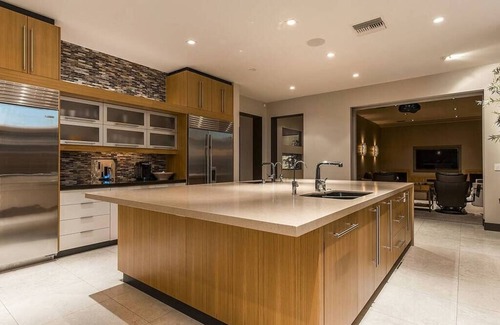 Paradise House | Luxury home, pool & spa in a gated community!