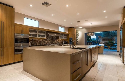 Paradise House | Luxury home, pool & spa in a gated community!