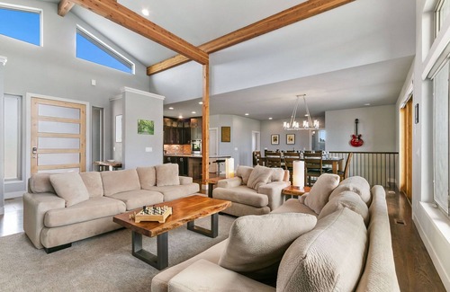 Galeton House | Luxury Home w/Spectacular Rocky Mtn Views!