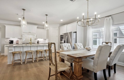 Gulfport House | Luxury Home Walk to Beach/Restaurants EV Charger/new construction built 2022