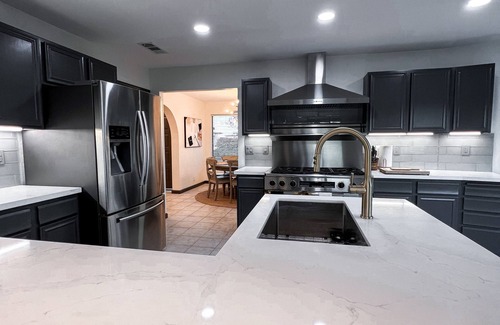 North Hilltop House | Luxury Home with Mount Shasta Views, Pool and Spa