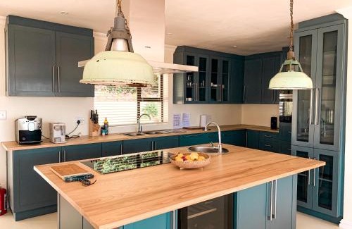 Saint Francis Bay Apartment | Luxury Home with Stunning Views and Solar Power