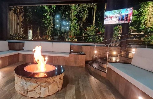 Guarutuba House | Luxury House, Boraceia Beach, Closed Condominium at 05 Km from Riviera