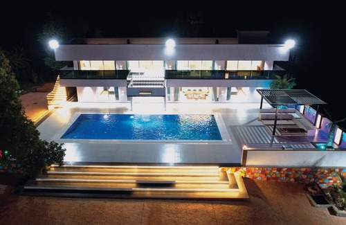 New Panvel East Villa | Luxury in Nature, Stay Grand, Elegance Blooms, Luxe Getaways, Nature Pure Luxury