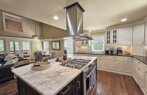 Dawsonville House | Luxury, lake front with private dock!