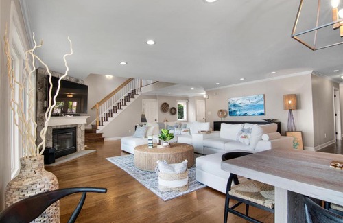 Terrell House | Luxury lakefront house with large private dock, game room, hot tub, water toys and more on Lake Norman