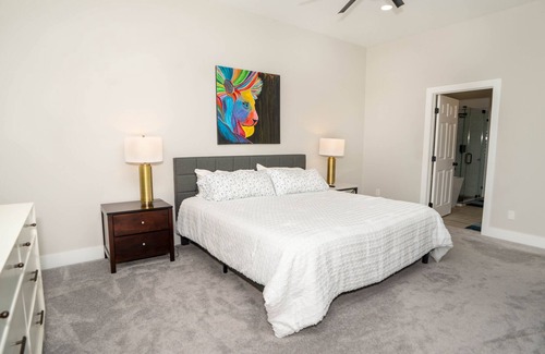 McCormick Ranch House | Luxury Lakefront in McCormick Ranch Scottsdale - CLOSE TO EVERYTHING! 3 bd/2bth