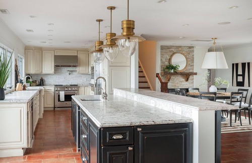 Oconomowoc House | Luxury Lakehouse on Lac La Belle with pier Oconomowoc