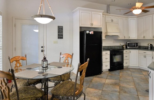 Wolfforth House | Luxury Living in a Country Setting and Minutes to Lubbock!