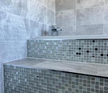 Netley Other | Luxury Lodge Escapes