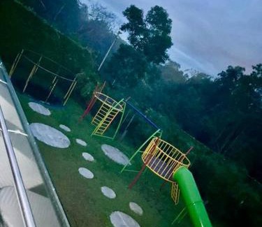 Armenia Villa | Luxury mansion in heart of Eje Cafetero 15 sleeps!