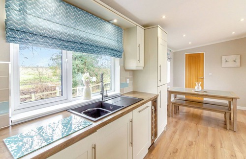 Aubourn Ski Chalet | Luxury modern 2 Bedroom Lodge.