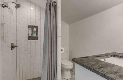 Central Oklahoma City House | Luxury Modern 3BR - Private Primary Suite!