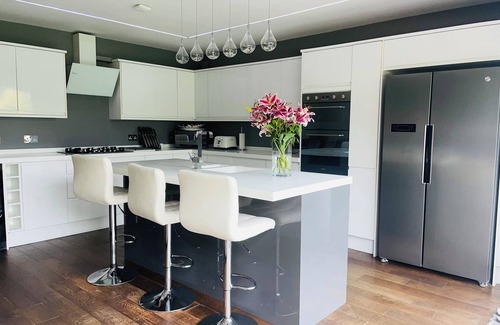 New Forest District House | Luxury modern house in the heart of the New Forest & close to the beaches.