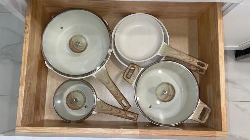 Grand Oaks Apartment | Luxury Modern Retreat 5 Minutes to Tampa Outlet