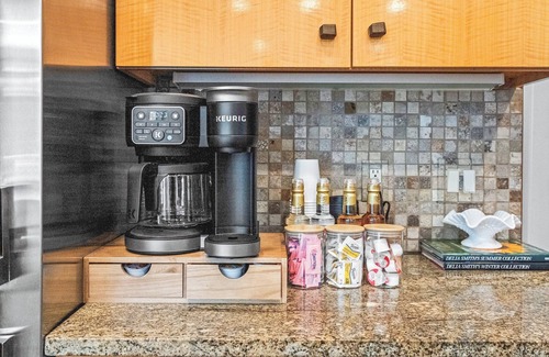 Chapel Hill House | Luxury near UNC - 5 King Suites, Pool, Game Room, Spacious