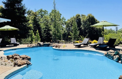 Somerset House | Luxury Oasis Heart of Gold Country, Pool, Wineries, Dog Friendly, Tahoe Day Trip