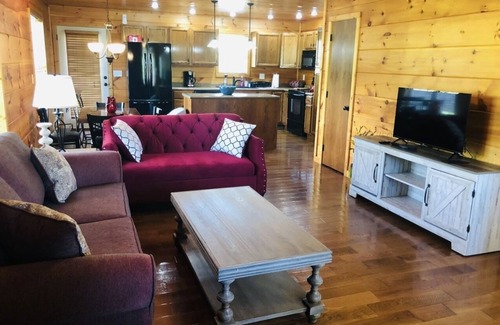 Kodak Cottage | Luxury of Lenz! 5 minutes from I-40!