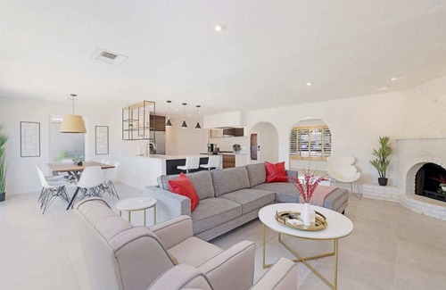 Scottsdale Highlands House | 🏜 LUXURY Old Town Oasis - Heated Pool - Golf - Work - Relax