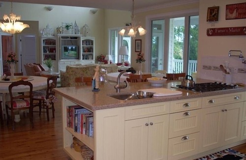 Seneca House | Luxury on Lake Keowee - Clemson Football & Summer 2026 Now Open