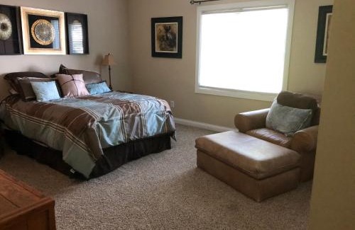 Maxwell Apartment | Luxury on the lake