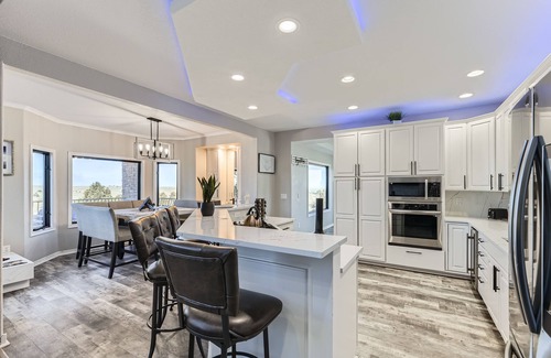 Parker Villa | Luxury Parker Mansion w/Bar, B-Ball & Hot Tub