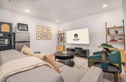 Blackwells Apartment | Luxury Pet friendly 1-bedroom apartment in Marietta with Parking and Storage