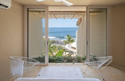 Troncones Villa | Luxury PH for couples facing the sea