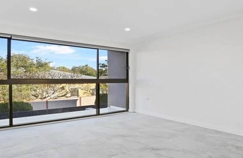 Girraween House | Luxury Private Room For Rent